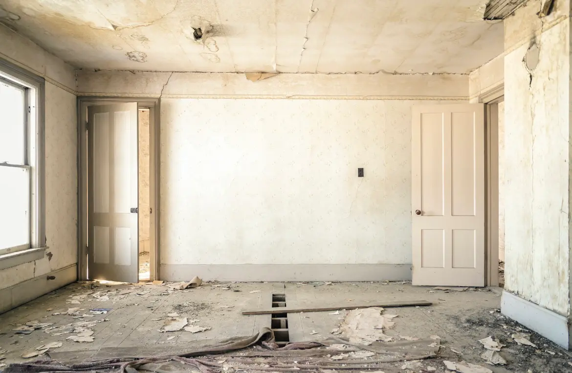 Waste disposal crew managing a cleanout project in Floral Park